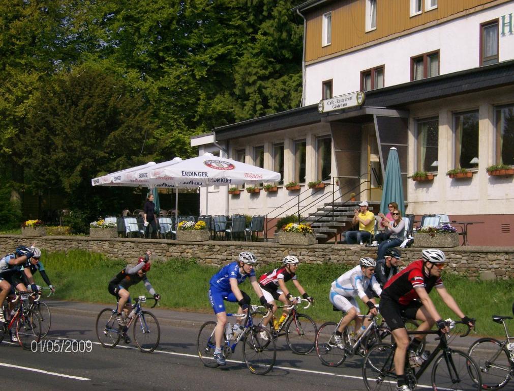 Hotel Sandplacken Шмиттен Экстерьер фото